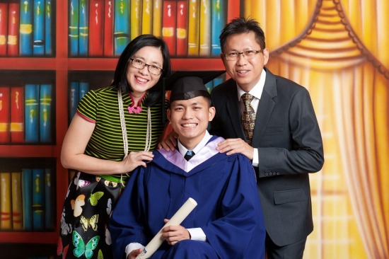 Graduation Family (Basic) | graduation_026.jpg