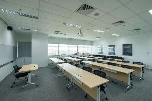 Interior Photo of Training Room by Yew Kwang Photography